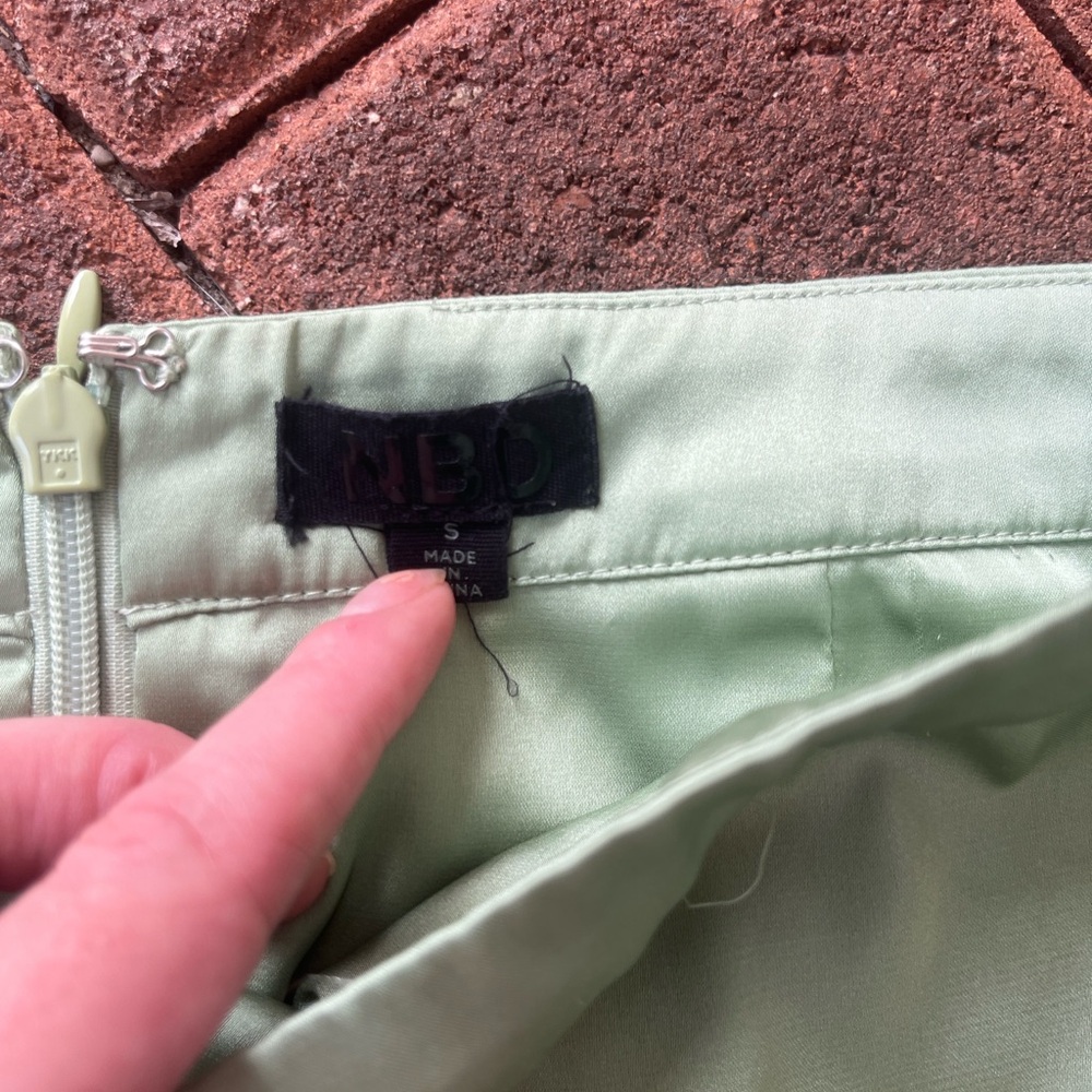 NBD Mint Ruffle Midi Skirt - Picture 4 of 6